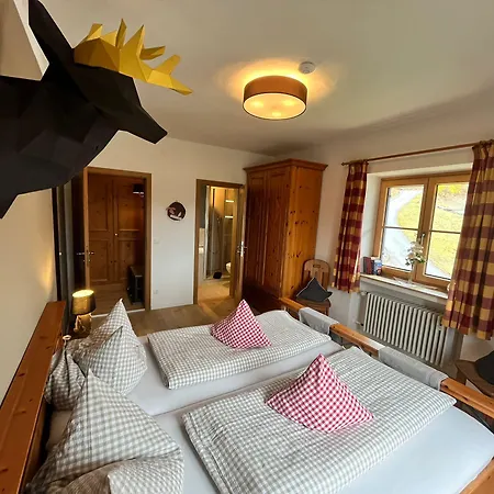 فيرينهاوس هيمهوف *